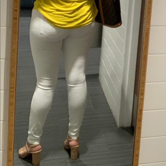 Gap White Denim - Picture 2 of 2